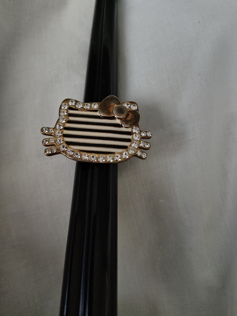 Momoberry Hello Kitty Sanrio Black White Stripe Crystal Ring 2008 #5-003 D